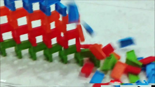 Random Dominoes + Domino Rally 4