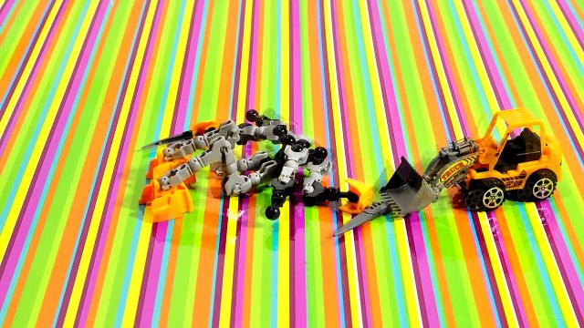 Мультики для детей. Мультфильм Трактор Павлик. Конструктор: Трансформеры и Роботы!