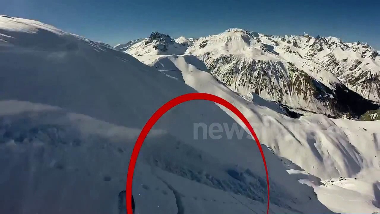 Avalanche fall in ski freeride