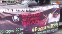 Youths protest Malaysia-Israel trade ties