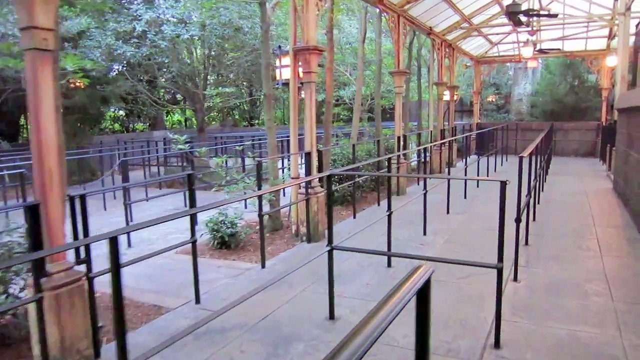 Harry Potter and the Forbidden Journey queue - Wizarding World - Universal Orlando