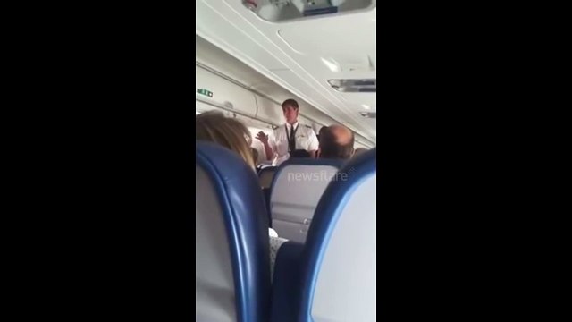 Pilot locked out of cockpit on flight to Las Vegas Emergency Landing at Mccarran Airport