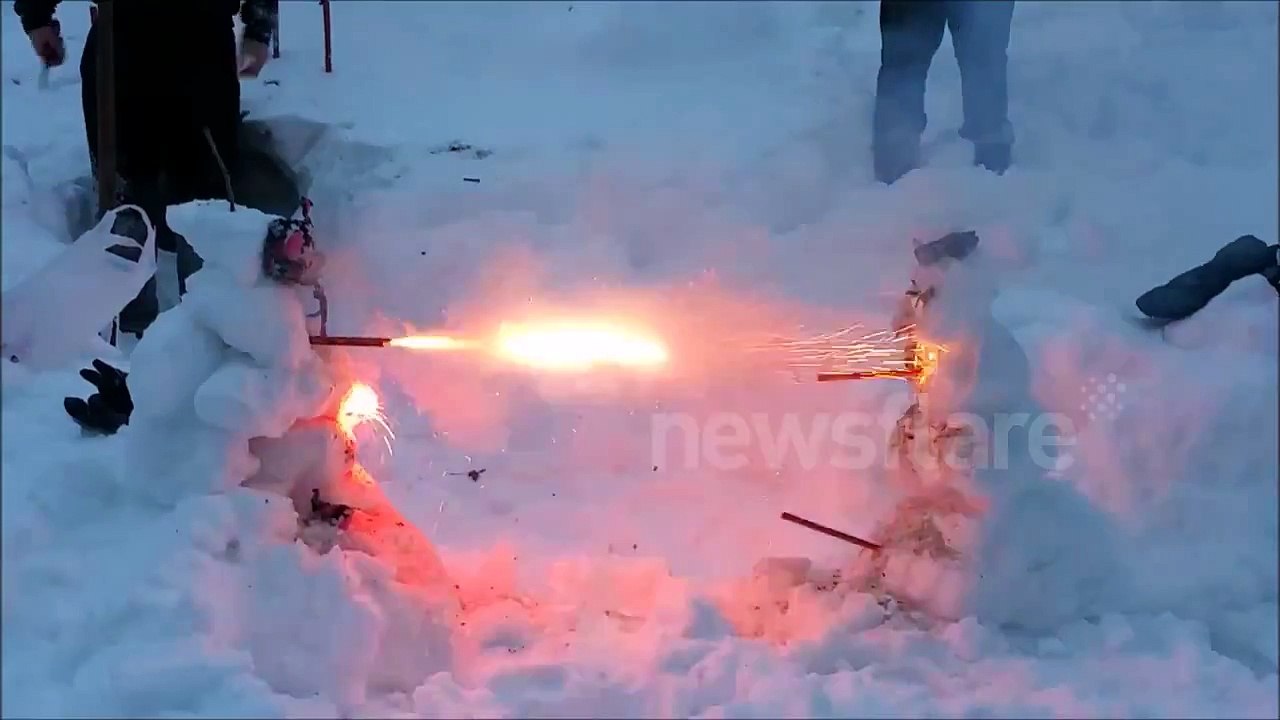 Snowman Roman Candle Battle
