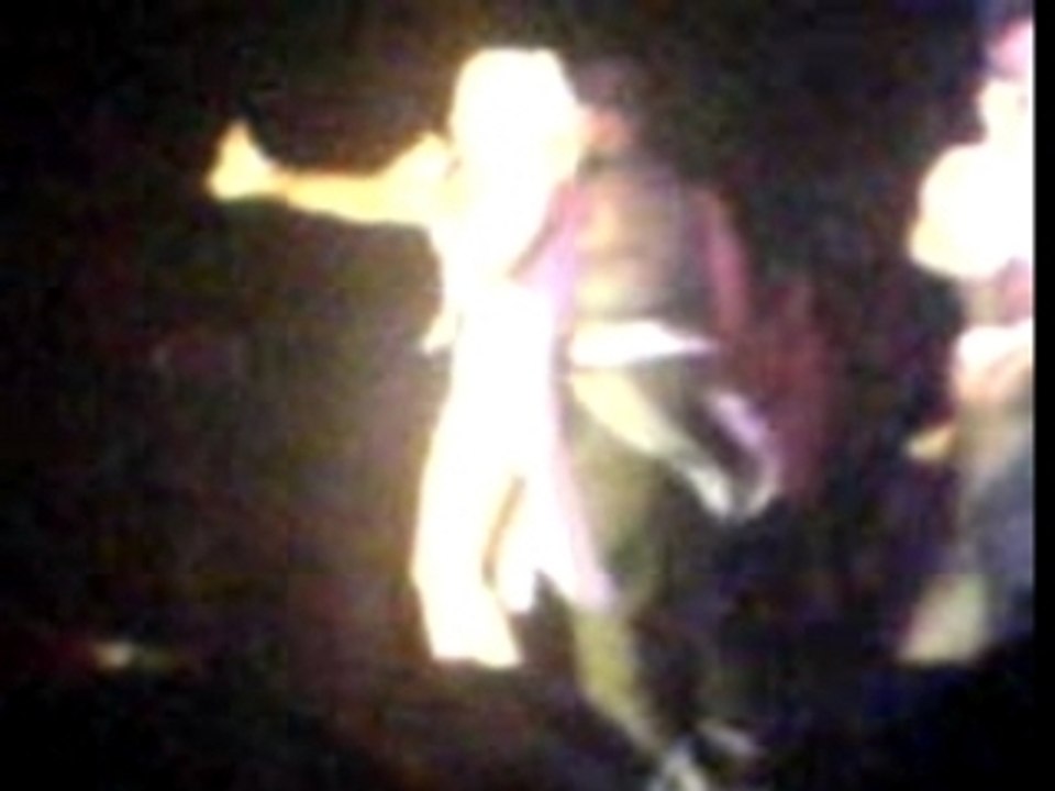 Christina Aguilera - ANOM Live In Paris