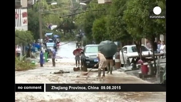 Typhoon batters China leaving 14 dead