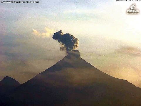 Volcán De Colima Erupts Twice on the Same Day