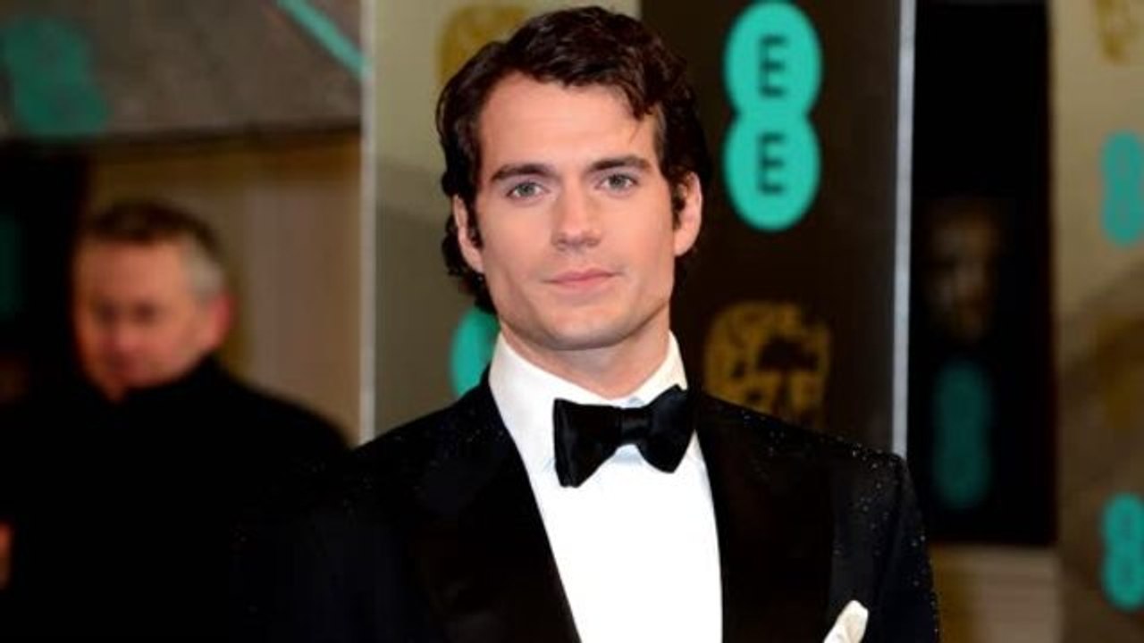 Henry Cavill is Our Man Crush Monday