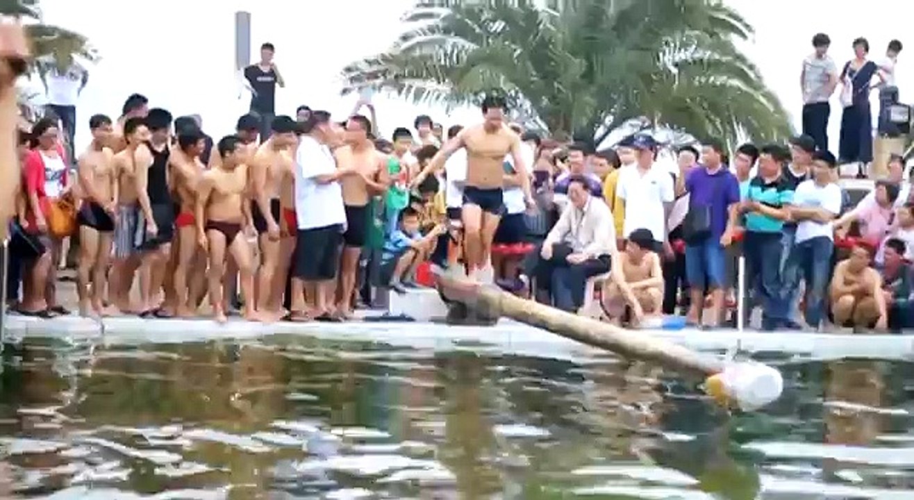 Greasy Pole Competition in China