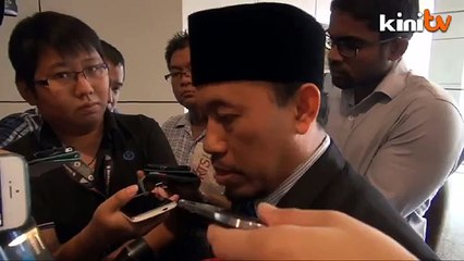 PAS: 'No' to Wan Azizah not because she's a woman