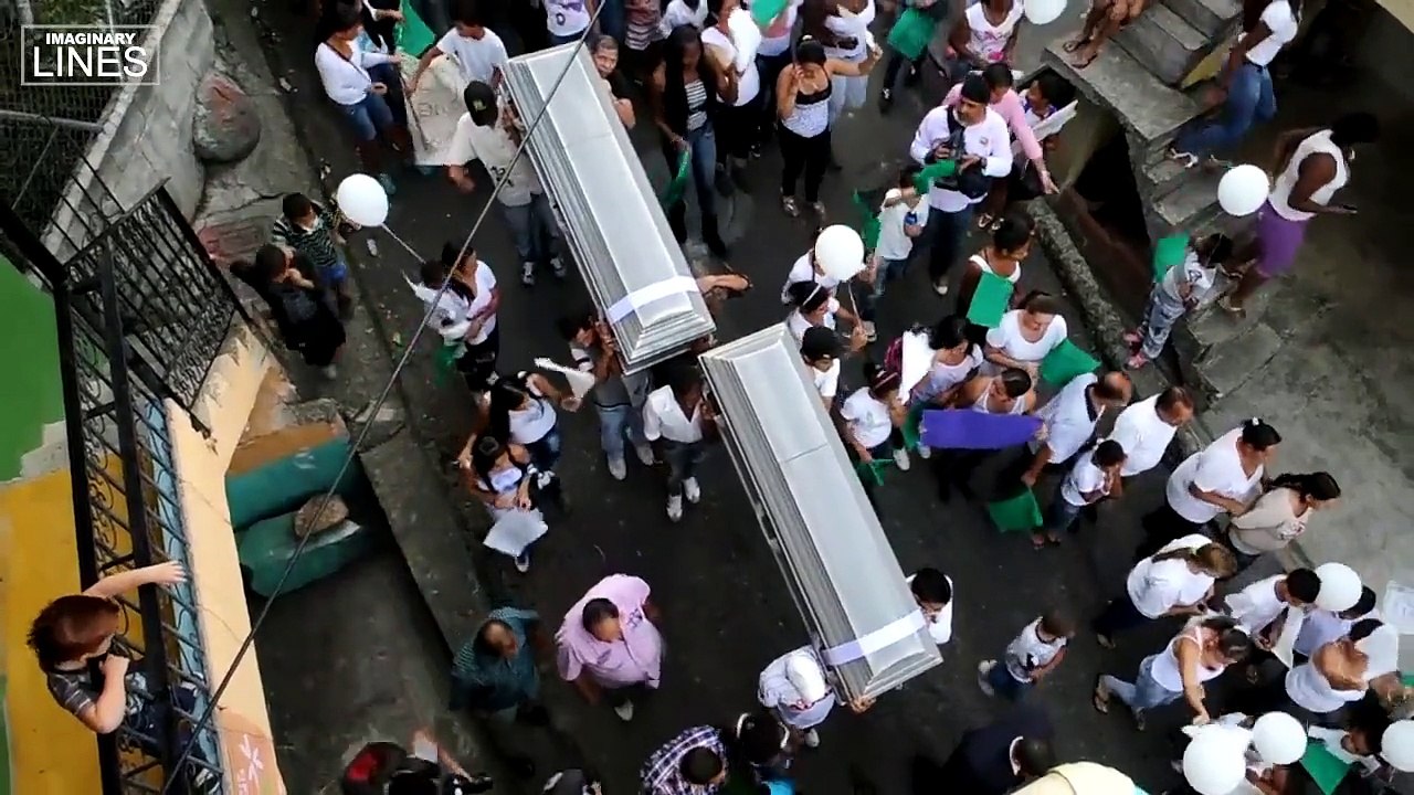 Imaginary Lines - Puerto Rican Debt Crisis
