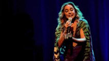 Aos 50 anos, Daniela Mercury relembra sua trajetória