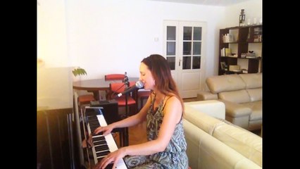 Chandelier - Sia - Piano vocal - live cover by Anna