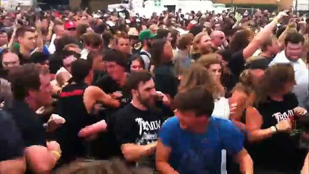 Soundwave 2014 Brisbane w/ CaZZa