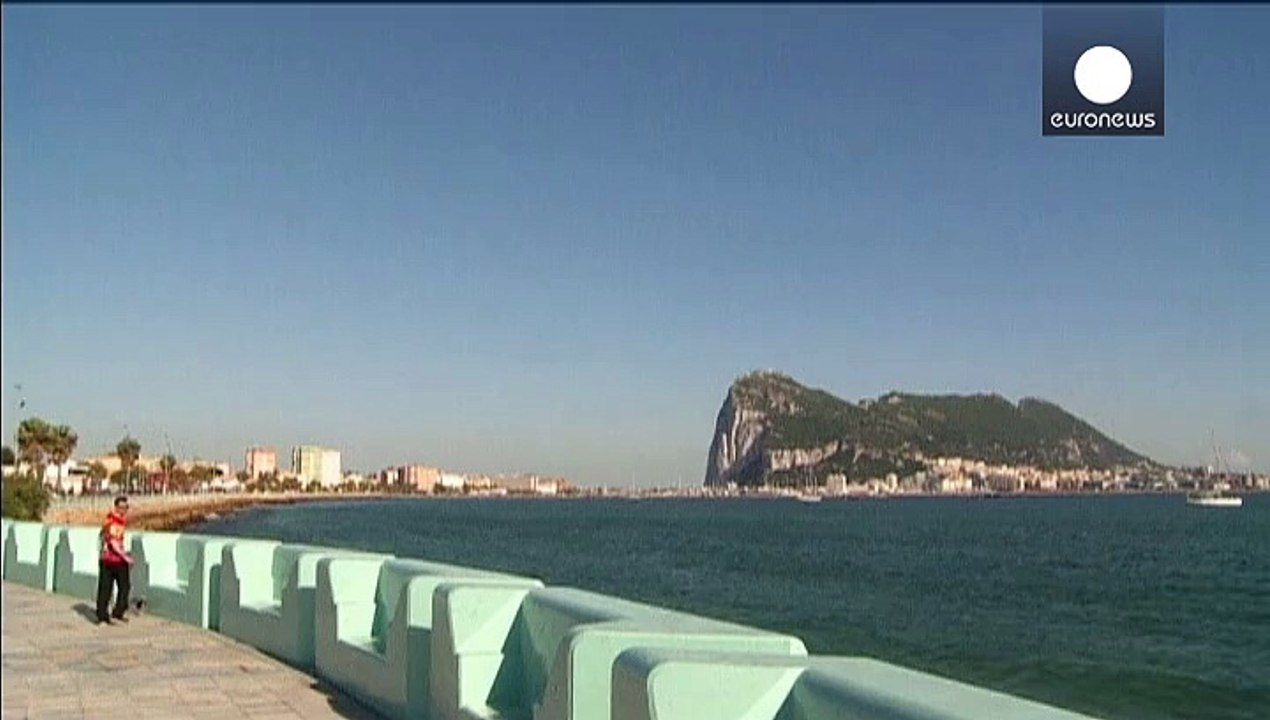توتر بين بريطانيا العظمى وإسبانيا في جبل طارق