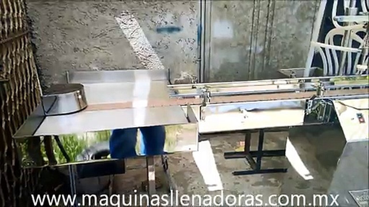 LLENADORA SEMI AUTOMATICA DE 6 VALVULAS TOTAL MENTE EN ACERO INOX