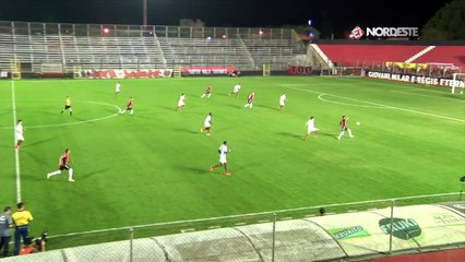 Video herunterladen: Brasil quase abre o placar aos dez segundos