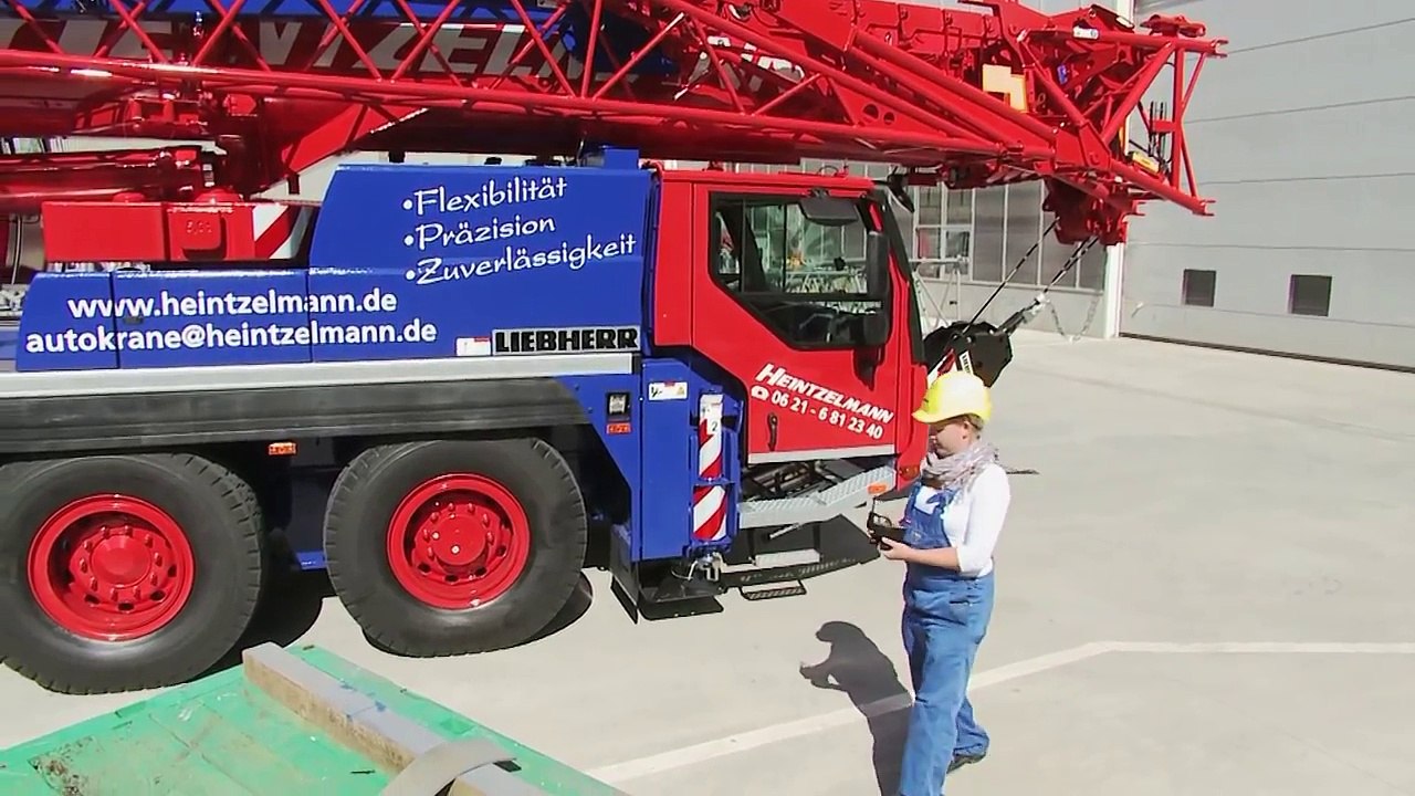 Liebherr - Bluetooth Remote control for Liebherr mobile cranes