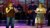 Reba McEntire & Kelly Clarkson - Because of you