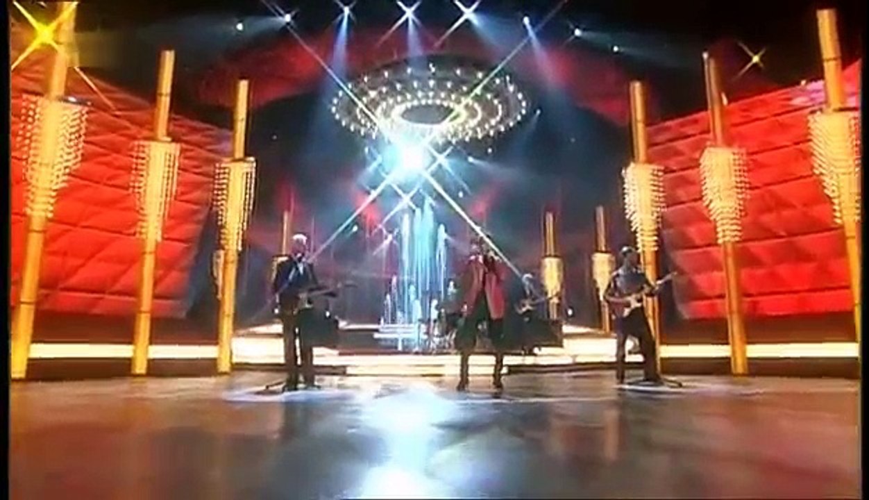 Cliff Richard & The Shadows - Lucky Lips 2009