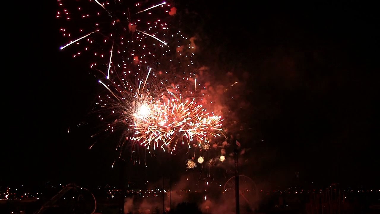 Fireworks France Pt 2 at La Ronde,  Montréal, Québec, July 29, 2015