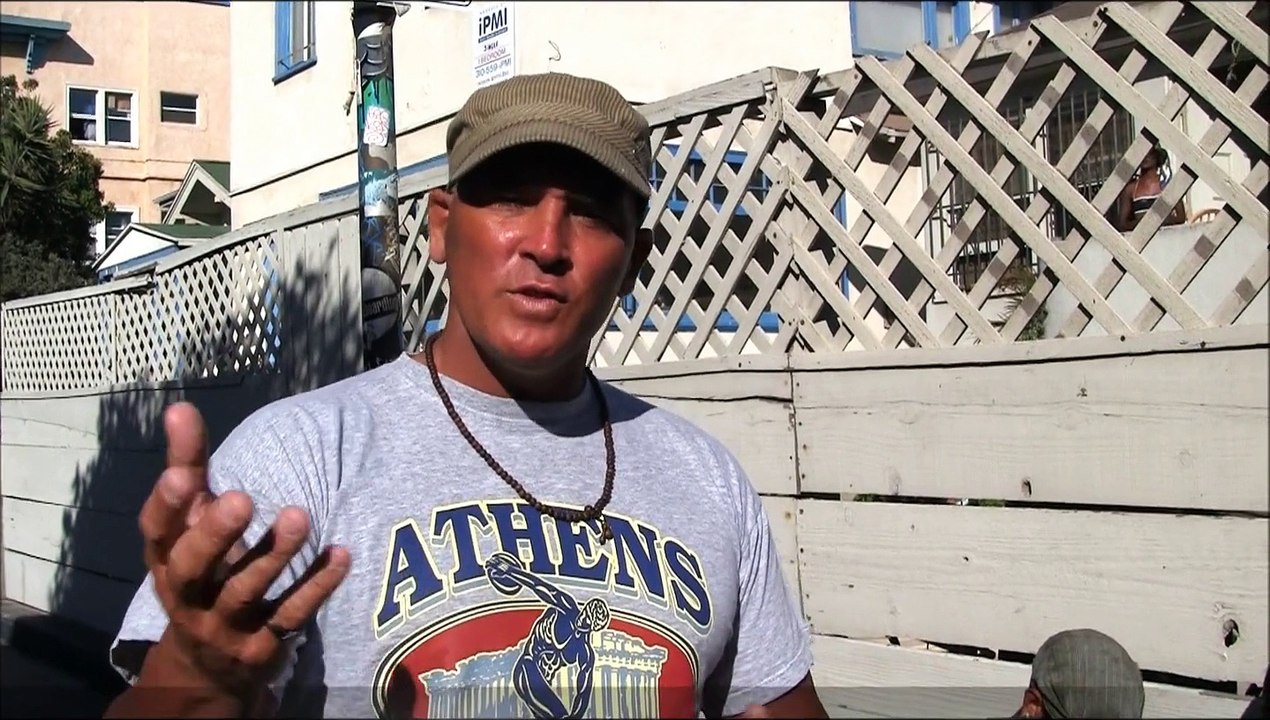 Amazing Venice Beach Homeless Girl on Guitar Voices in the Sand