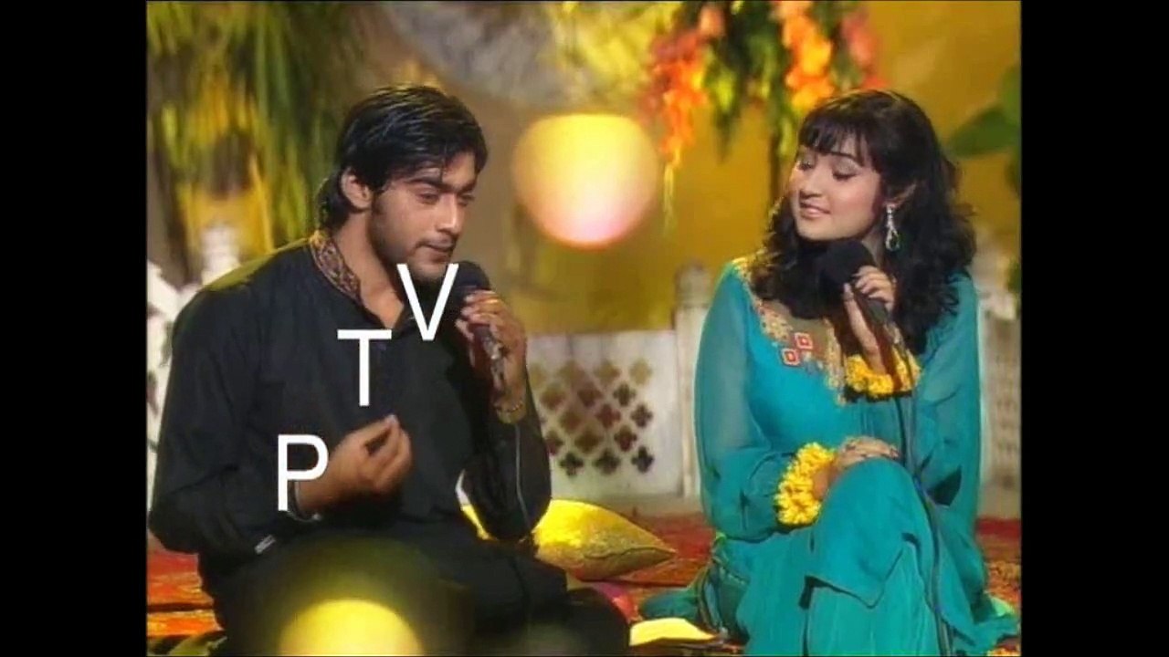 Sara Raza Khan - Badlon Main Chup Raha Hai Chand