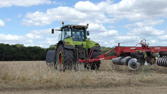 Crover crop Gregoire et Besson XRVP 6m sur Claas axion 830
