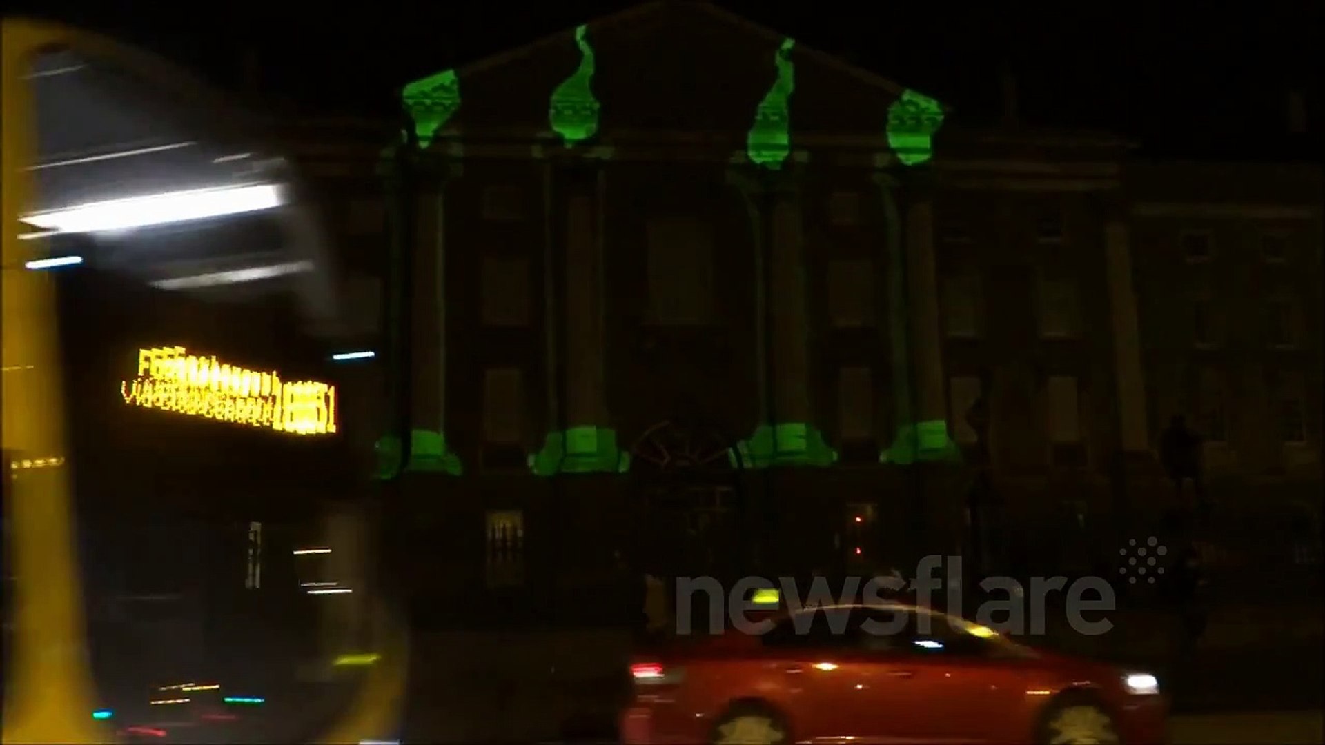 ⁣Dublin City Goes Green On Eve Of St Patrick's Day 2013!