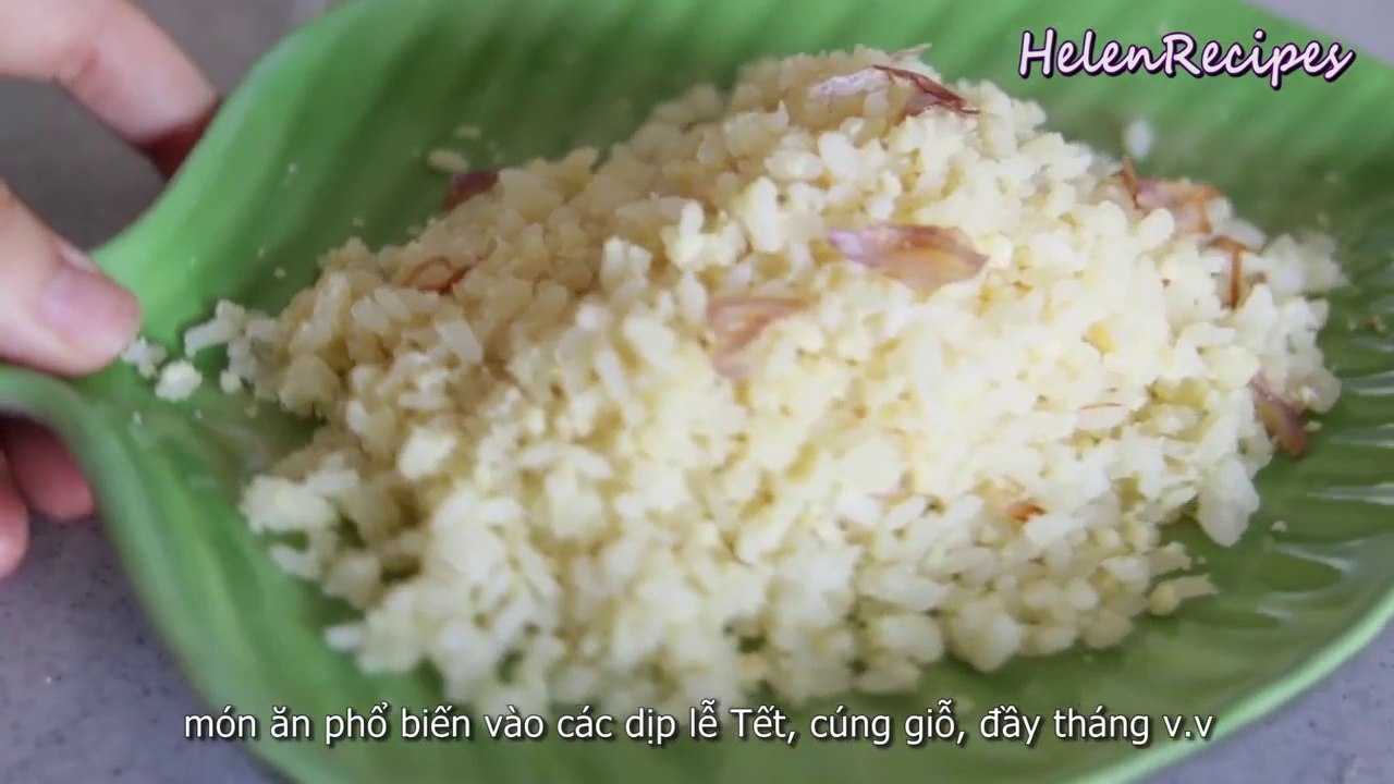 XÔI VÒ - Sticky Rice Coated w/ Mung Beans