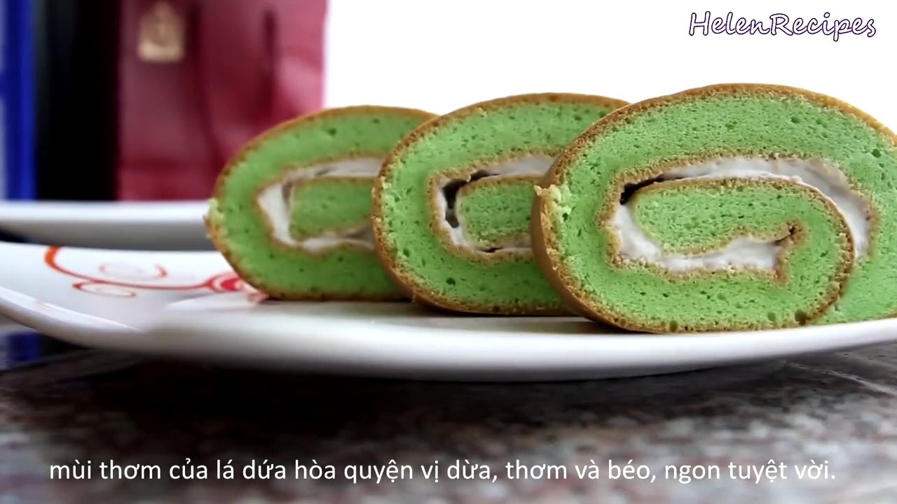 PANDAN ROLL CAKE - Bánh cuộn lá dứa