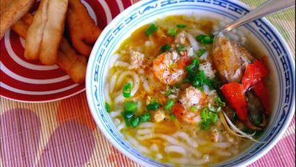 Bánh canh - Vietnamese Thick Noodle Soup Recipe