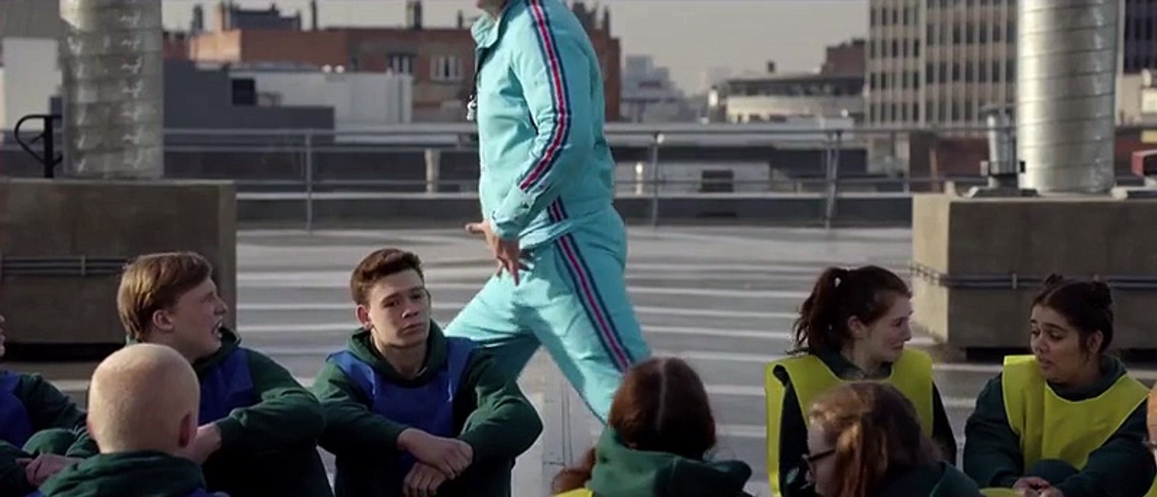 LES PROFS 2 - Bande-annonce