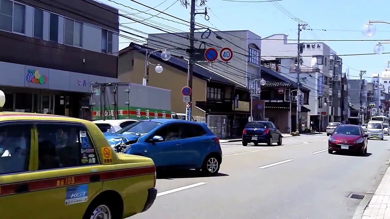 【交通事故】トラックと接触事故、あ～あぁ・・・