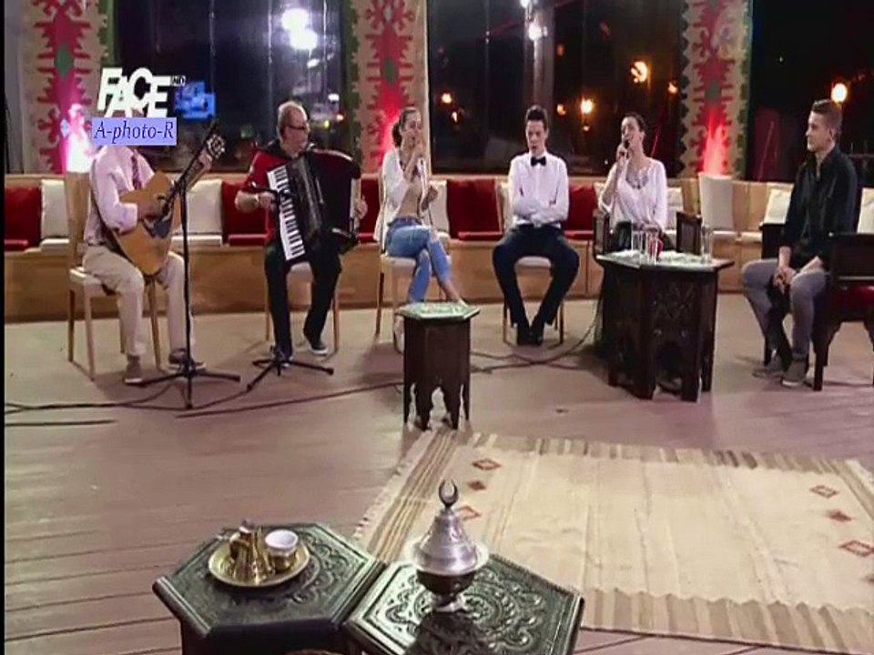 Emina Tufo - Jutros mi je ruza procvjetala