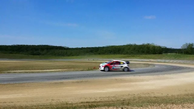 Auto - Rallycross : Yvan Muller prépare Lohéac