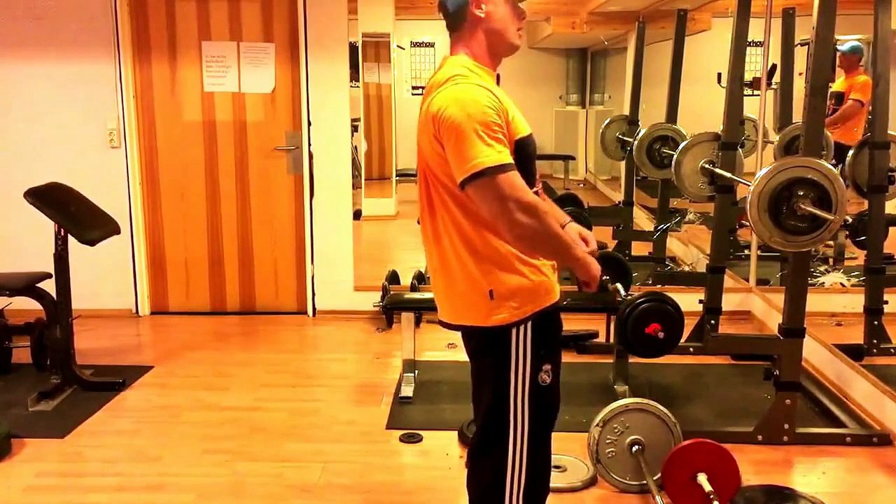 Moj prvi bodybuilding clip