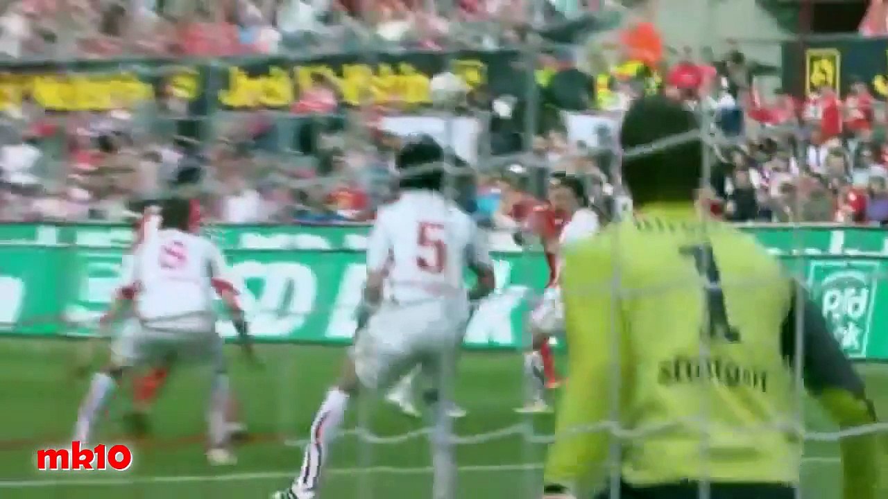 Lukas Podolski und Milivoje Novakovic - Alle Tore 2010 / 2011
