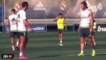 Cristiano Ronaldo y Gareth Bale estrenaron saludo en entrenamiento del Real Madrid