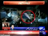 Kasur child abuse case - Protesters throw shoes at IG Punjab. IG Punjab Attack / Hit By Chappal Shoe Jooti in Kasur