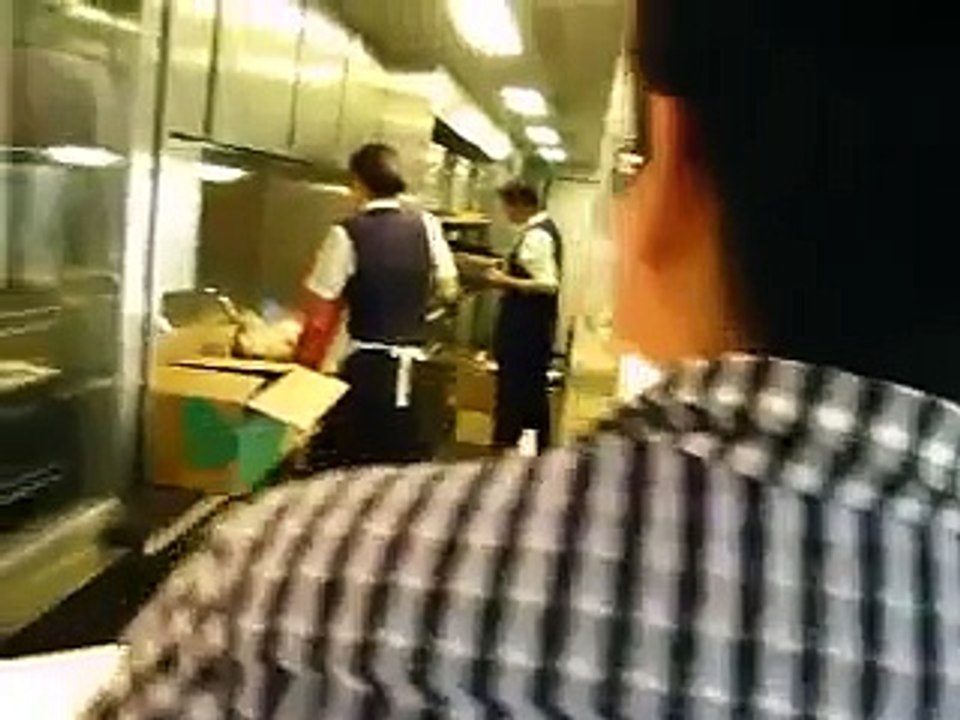 中国高鉄（中国の新幹線）車内弁当を買う