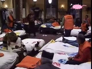 Milan Paroski vs Baki B3 - Gadjanje papucom i vredjanje na nacionalnoj osnovi