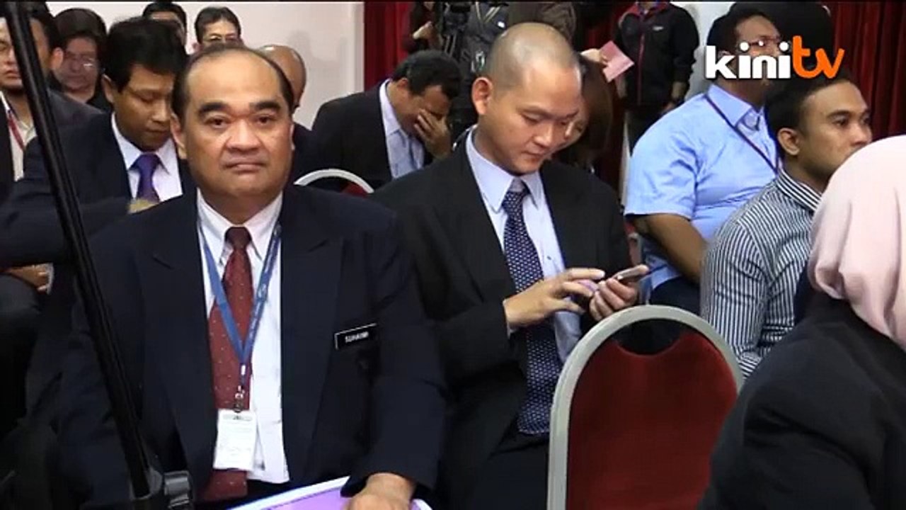 Pakatan MPs asked to leave audit report briefing