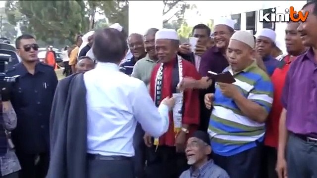 Tolak petisyen peneroka bukti Umno takut suara rakyat - Pakatan