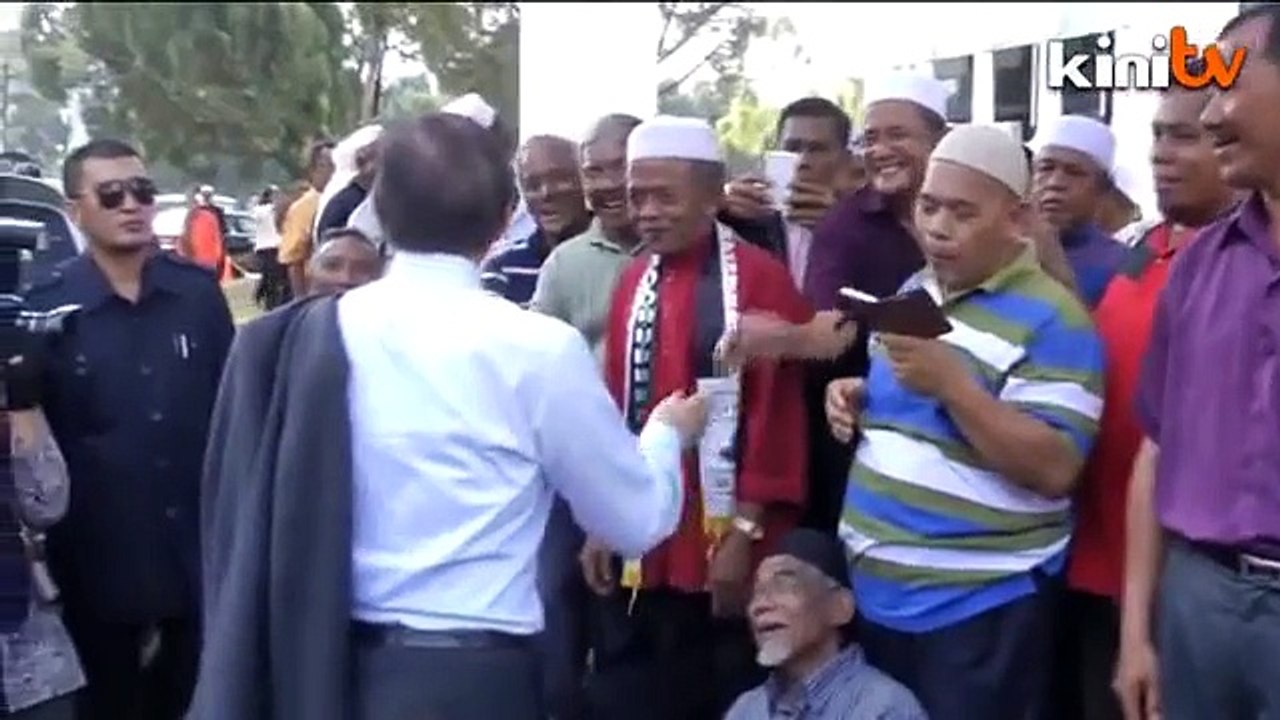 Tolak petisyen peneroka bukti Umno takut suara rakyat - Pakatan