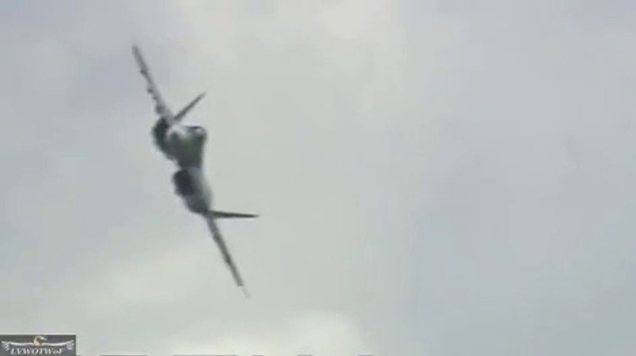 Aviadarts-2015  8-5-15  "Pak T-50 Shows Up"