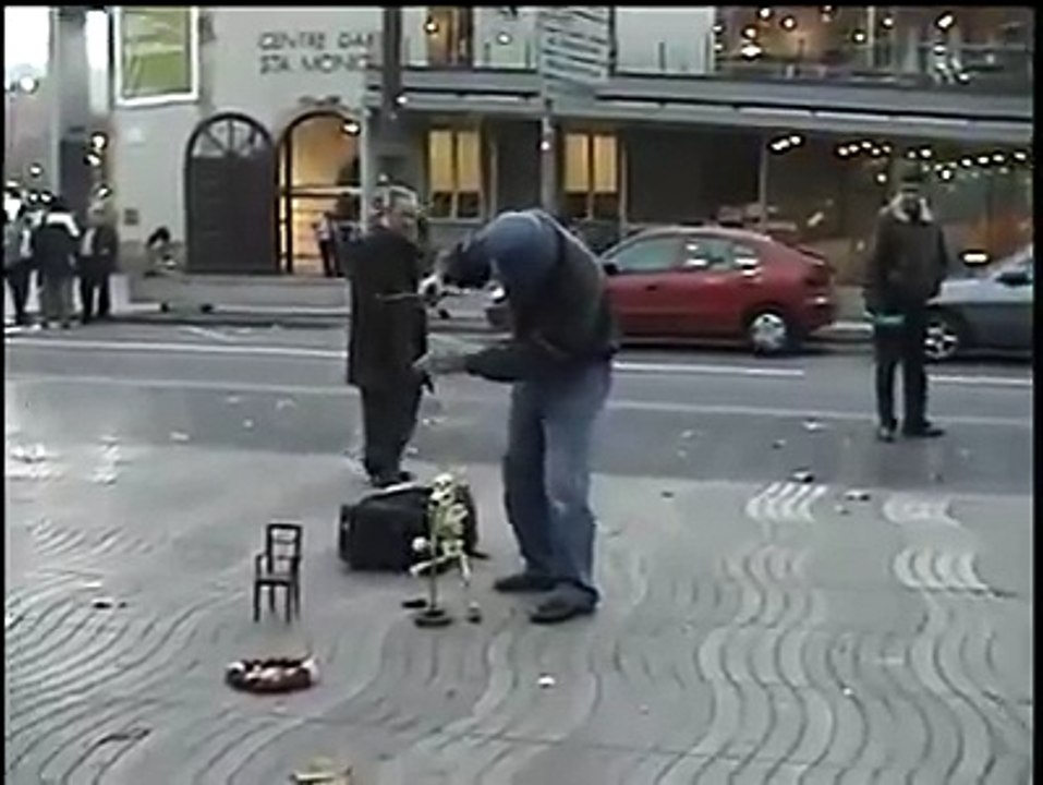 skeleton funny dance