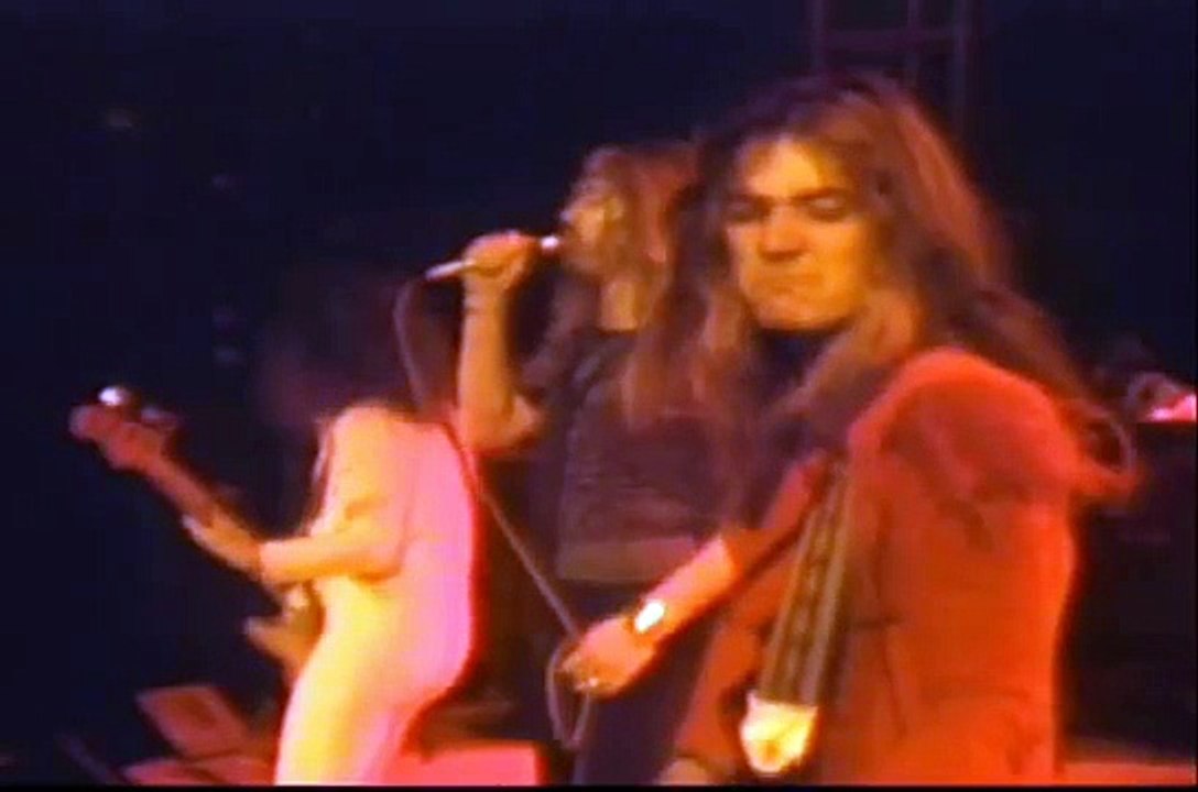 Tommy Bolin with Deep Purple Stormbringer (audio Long Beach 76)