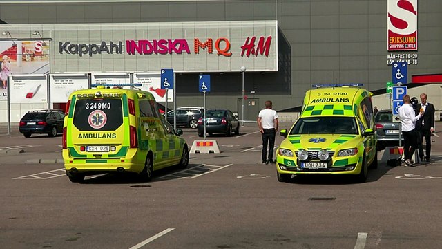 Mãe e filho morreram em ataque em loja na Suécia