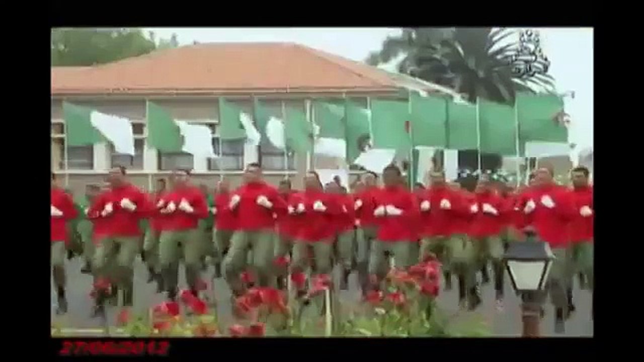 أجمل عرض عسكري جزائري .. وطني وطني .. غالي الثمن ..