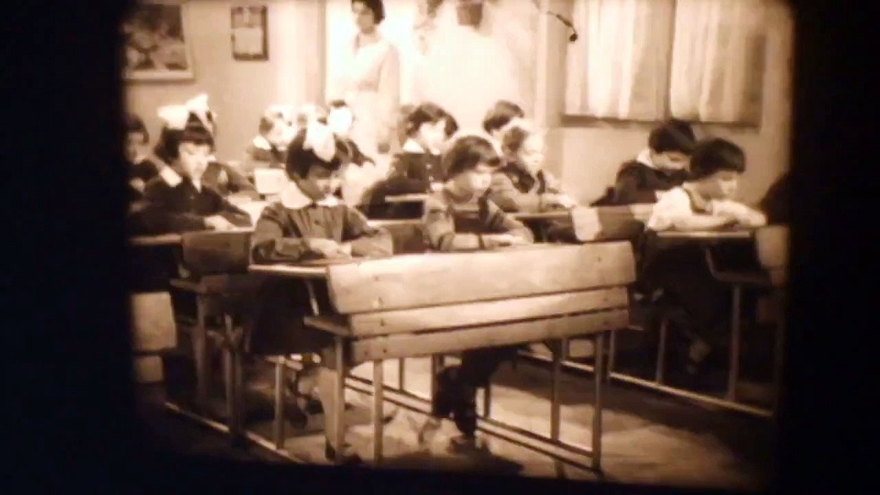 A Hungarian film - ÉNEKELNEK A GYEREKEK  or The Children Are Singing 1961 by Gabor Takacs